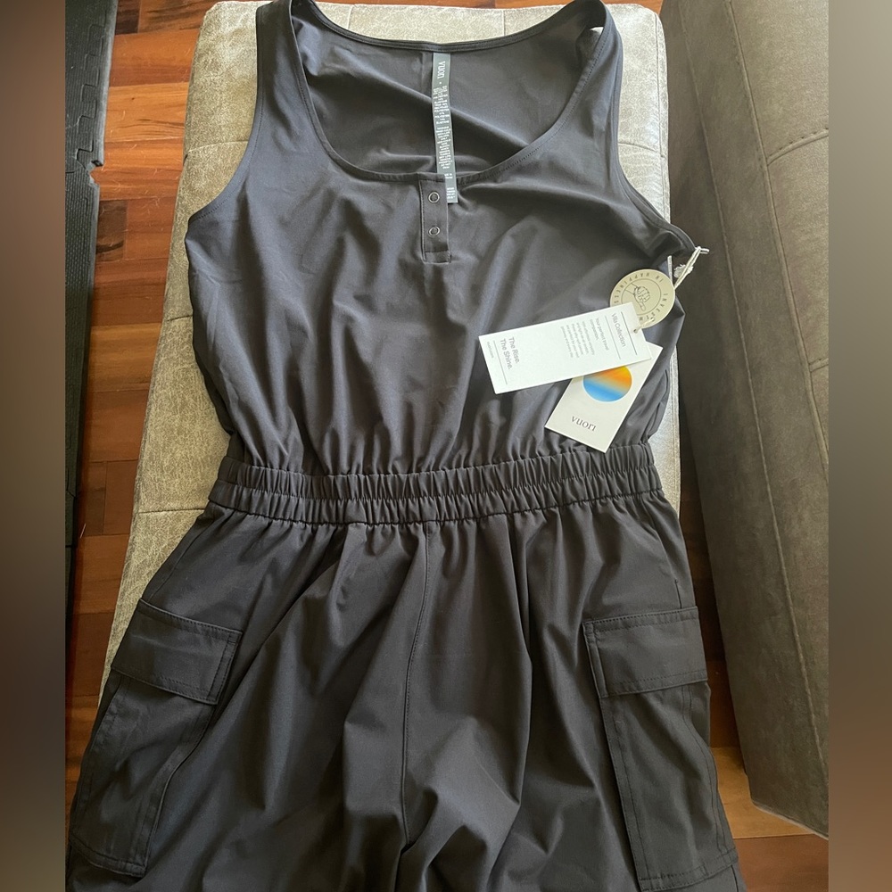 Vuori Villa Utility Romper size S - Picture 5 of 6